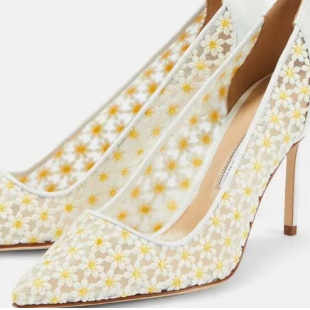 Manolo Blahnik Lace Dentelle Daisy Heel